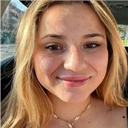 Profesora de apoyo para impartir clases de ingles y otras asignaturas para los mas pequeños